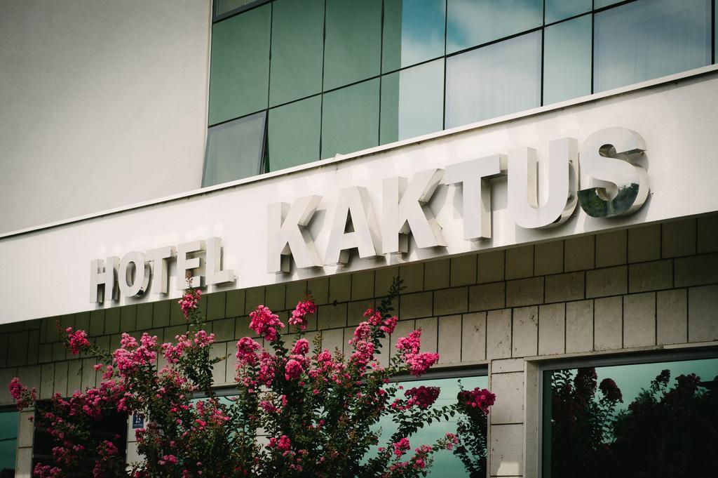 Hotel Kaktus Citluk Екстер'єр фото